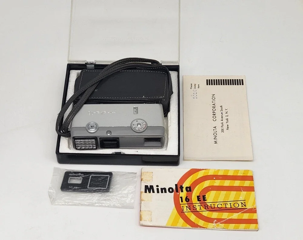 Vintage Minolta 16-EE II Camera With Wrist Strap Pouch, Hard Case Japan Untested
